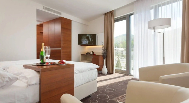 Hotel Panorama, Rezervovat Hotel Wellness hotely v Trenčiansky kraj, SPA