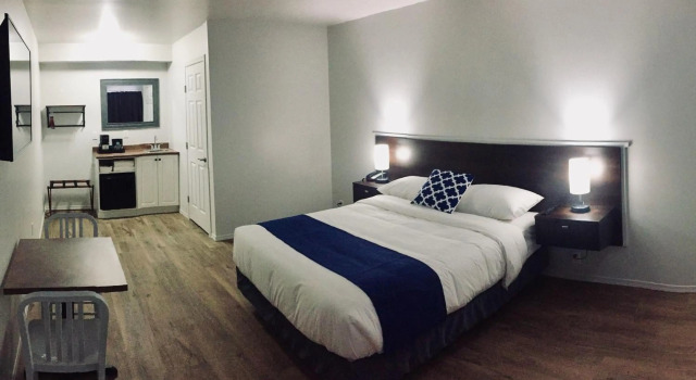 Humpback Inn, Prenota Hotel Port McNeill 