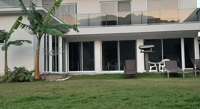 Casa com Piscina e Hidromassagem Montoski, Забронировать Отель Бомбиньяс Санта-Катарина