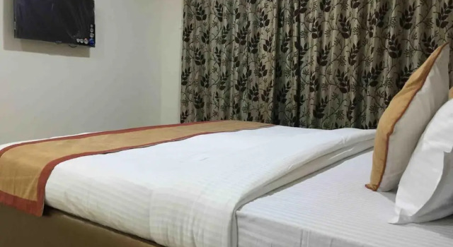 Sapphire Asta Powai, Забронировать Отель Отели штата Махараштры 3 звезды, 3*