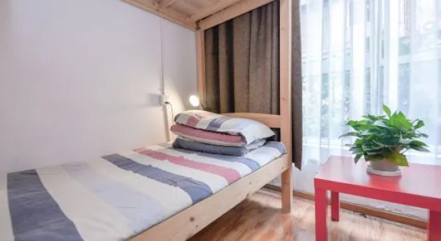 Кровать в общем номере (мужской номер) Baxi Youth Hostel