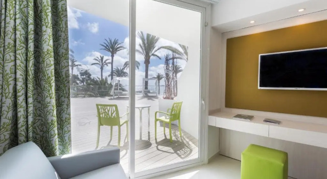 Двухместный номер Elevate Upper Level Отель The Ibiza Twiins