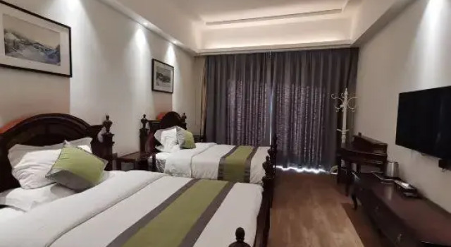 Полулюкс Premier Huatian·Hai Mansion Seaview Holiday Homestay (Beihai Old Street Underwater World Branch)