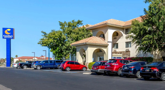Номер Standard Comfort Inn & Suites Phoenix North - Deer Valley