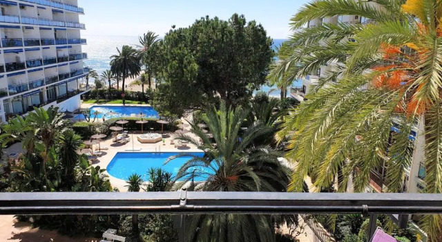 Апартаменты Spacious And Refurbished Apartment with Sea Views in Skol Marbella 439