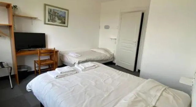 Двухместный номер Standard Hotel du Centre Lucé Chartres