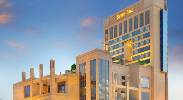 Seven Seas Hotel, Забронировать Отель Рохини 