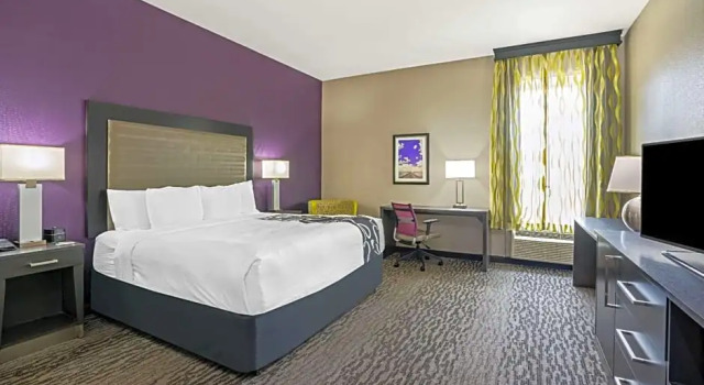 Номер Standard La Quinta by Wyndham College Station South
