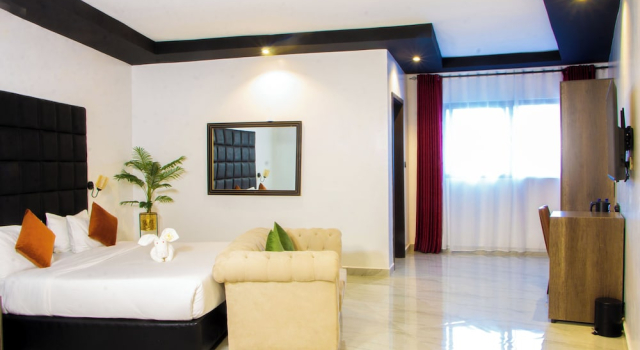 Номер Superior Avian Court Hotel