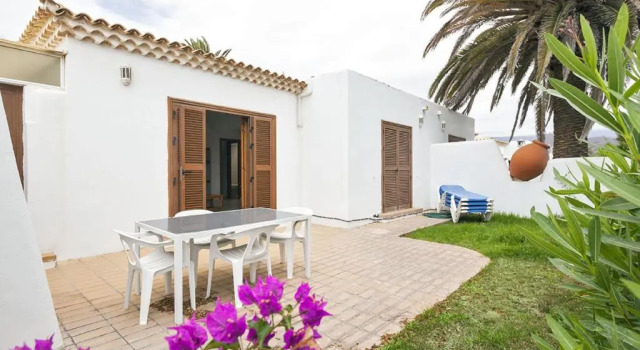 San Andres Resort villa 72 Golf del Sur, Забронировать Курортный отель Отели Сан-Мигель-де-Абона с парковкой, рядом с Playa San Blas, Парковка