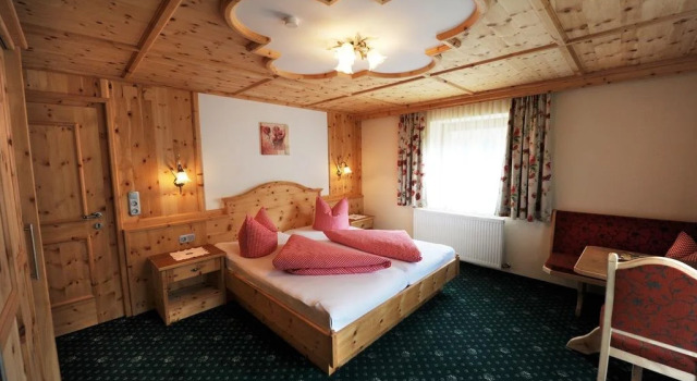Hotel Garni Landhaus Platzer, Забронировать Отель СПА-отели Тироля, SPA-услуги