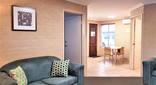 Апартаменты Albany Holiday Units