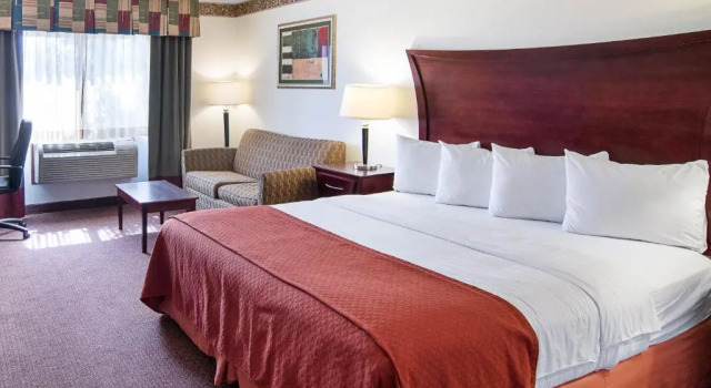 Номер Standard Quality Inn Midland South