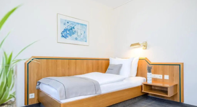 Номер Comfort Holiday Inn - the niu, Blade Solingen by IHG