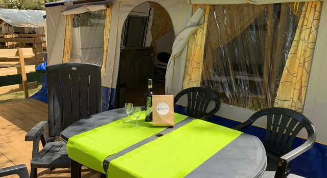 Тент Easyatent Bungalow Tent Lanterna