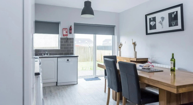 Bunhovil -3 bedroom, Book Hotel Bundoran Donegal County
