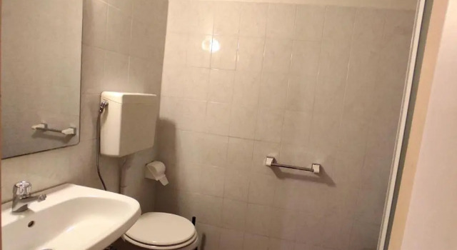 Четырёхместный номер Economy Hotel Rita Major