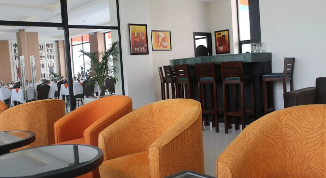 Grand Hotel d'Abidjan, Boek Hotel Hotels in Abidjan met parkeren, Parkeren