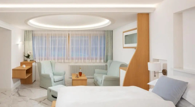 Люкс Hotel Pareda
