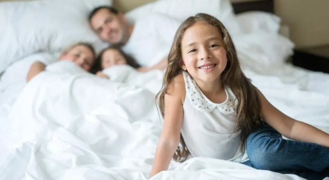 Номер Standard с видом на бассейн Hilton Minneapolis-St Paul Airport