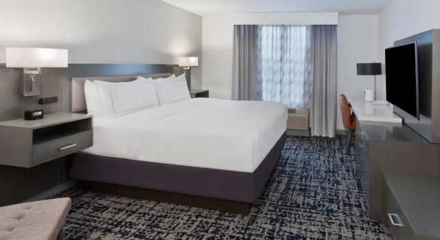 Standard Zimmer mit Wasserblick Doubletree By Hilton Dothan, Al
