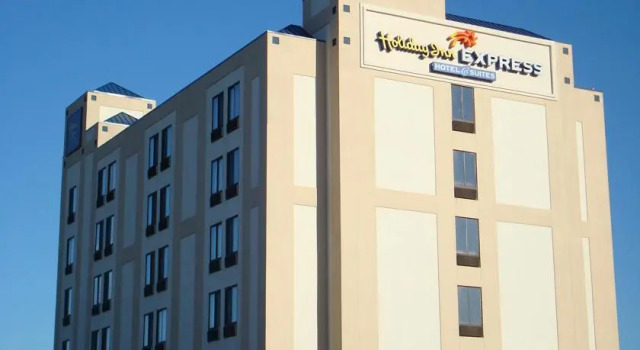 Holiday Inn Express Hotel & Suites Omaha-Southwest, Rezerwuj Hotel Hotele w Omaha z basenem, Basen