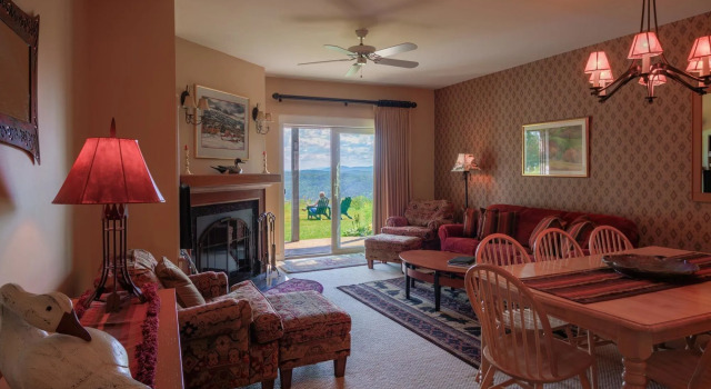 Solitude Village, Book Hotel Ludlow Okemo Mountain