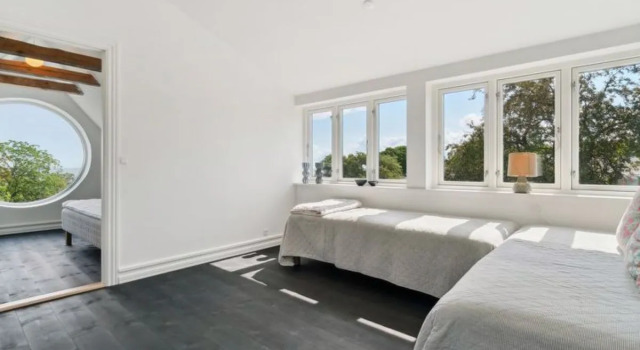 "Sighwaldi" - 300m from the sea in Bornholm, Varaa Hotelli Hotellit Allinge pysäköinnillä, Pysäköinti