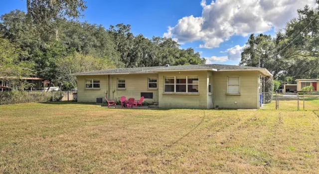 Коттедж Lakeland Home w/ Large Backyard ~ 1 Mile From Fsc!