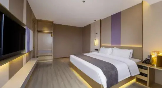Люкс Executive с видом на реку Kuanpeng Hotel (Wuchuan Airport)