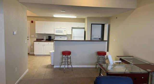 Апартаменты Comfort WASHBURN HOTEL SUITES