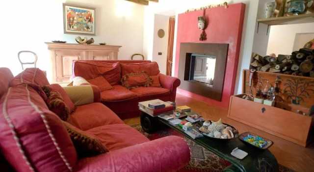 Casa Boru - a beautiful fully restored spacious house with fantastic views, Забронировать Дом для отпуска Каличе-аль-Корновильо Лигурия