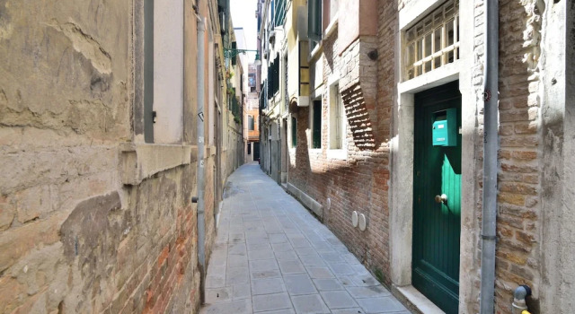 Calle Del Forno Apartment