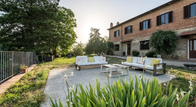 Agriturismo La Collina degli Olivi, Забронировать Отель Отели Чертальдо с бассейном, Бассейн