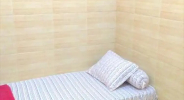 Hannah Room - Female Room Only
