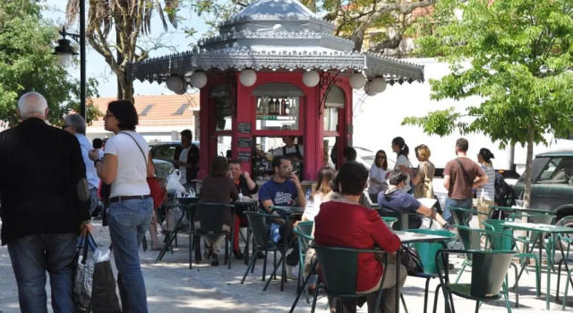 Lisbon Lovers, Забронировать Отель Мизерикорди Лиссабон, рядом с Money Museum