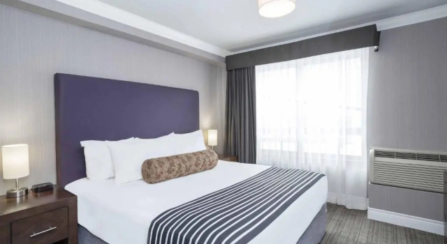 Номер Standard Sandman Hotel & Suites Calgary South