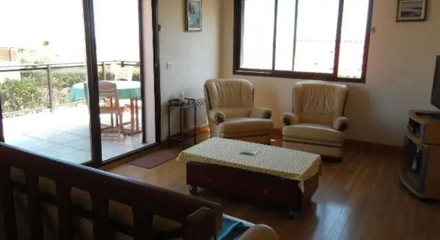 VUE MER Maison individuelle 30 m de la plage 4 chambres 10 couchages jardin parking LXRM26
