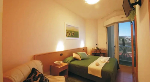 Трёхместный номер Classic Hotel Nuovo Diana