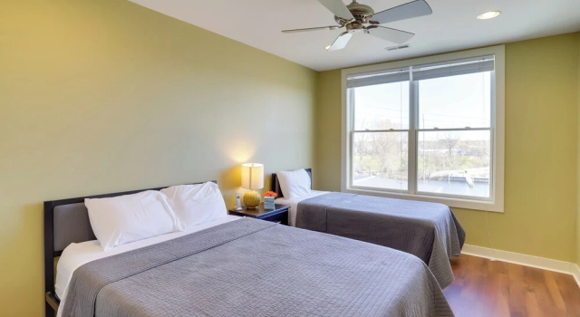 Апартаменты St Joseph Condo < 1 Mi to Beach & Downtown!