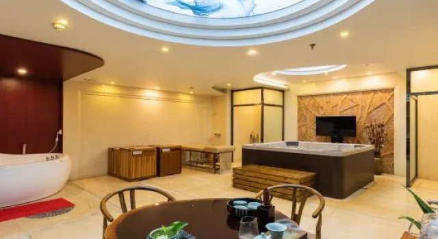 Quality Hotels, Book Hotel Huludao Liaoning