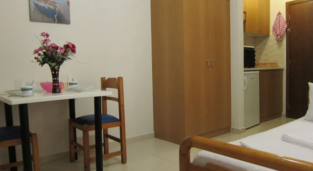 Апартаменты c 1 комнатой с балконом и с видом на сад The Sea View Apartments