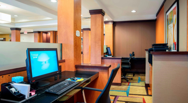 Fairfield Inn and Suites by Marriott Lakeland Plant City, Buchen Sie Hotel Plant City Florida