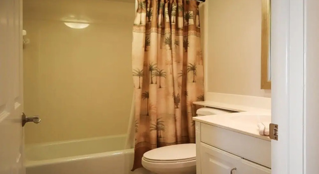 Sandarac 403b 2 Bedroom Condo, Забронировать Апартаменты/квартира Отели Fort Myers Area с парковкой, Парковка