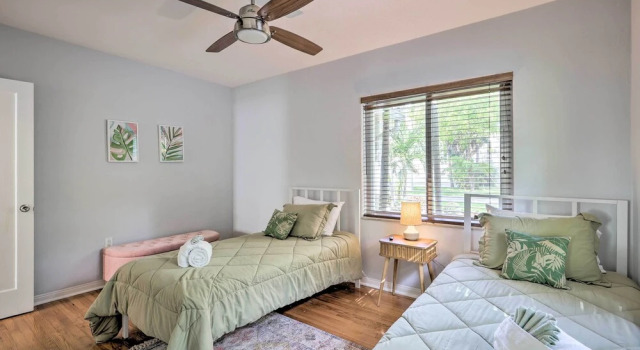 < 9 Mi to Downtown Miami - Modern Getaway, Забронировать Дом для отпуска Коттеджи Майами-Спрингса, Коттедж