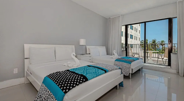 Апартаменты Beach Front Studio Miami Beach