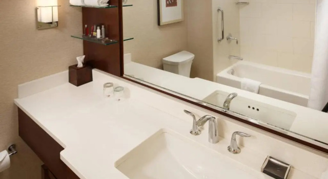 Standard Vierer Zimmer Milwaukee Marriott Downtown