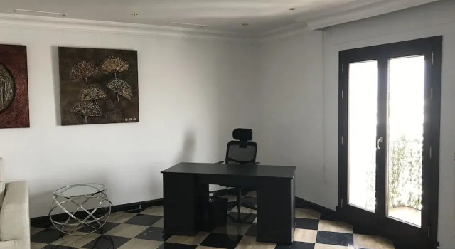 Апартаменты InstaStay Front line Harbor Apartment