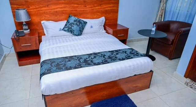 Blue Star Express Hotel