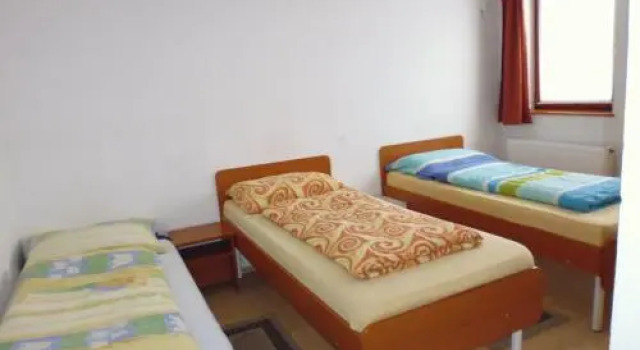 Bástya Fogadó, Book Hotel Hoteller i Western Transdanubia med parkering, Parkering